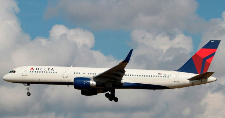 Se busca EASA B1 con curso tipo Boeing 757